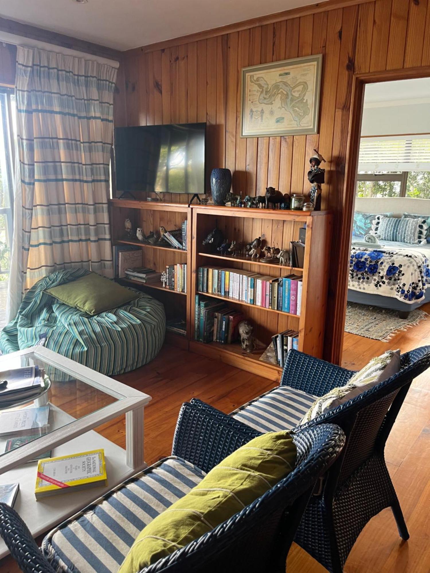 Peaceful Guest Suite With Balcony Views And Garden Setting Brenton-on-Sea Exteriör bild