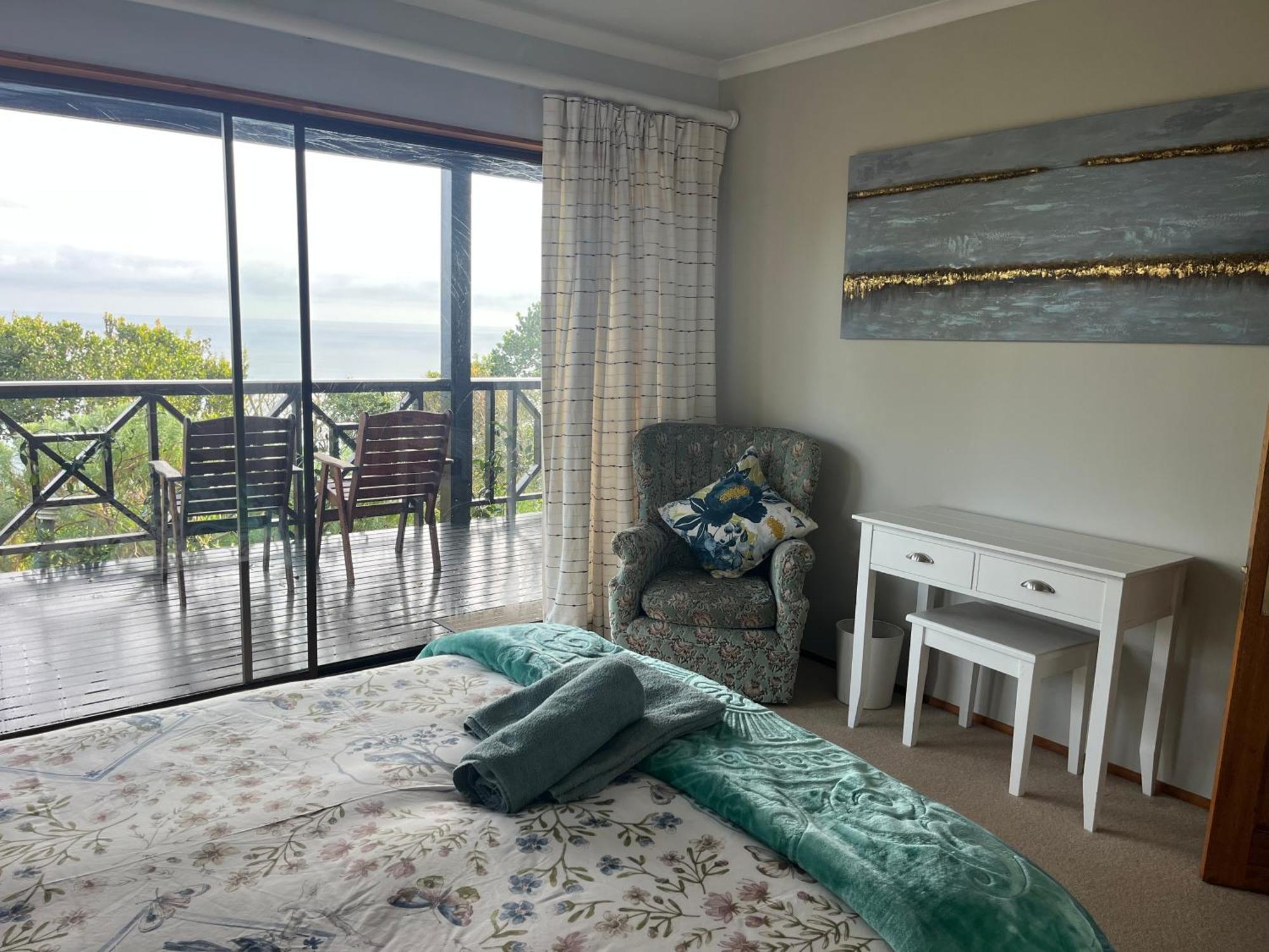 Peaceful Guest Suite With Balcony Views And Garden Setting Brenton-on-Sea Exteriör bild